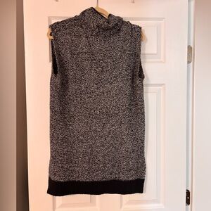 LOFT Black and Gray Sleeveless Turtleneck Sweater
